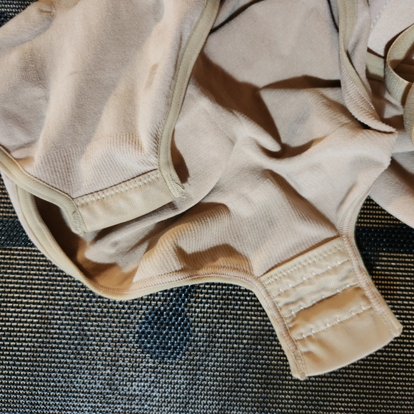 Body Wrap shapewear Medium Full Torso Nude NWOT Padded Removable Straps - Picture 6 of 6